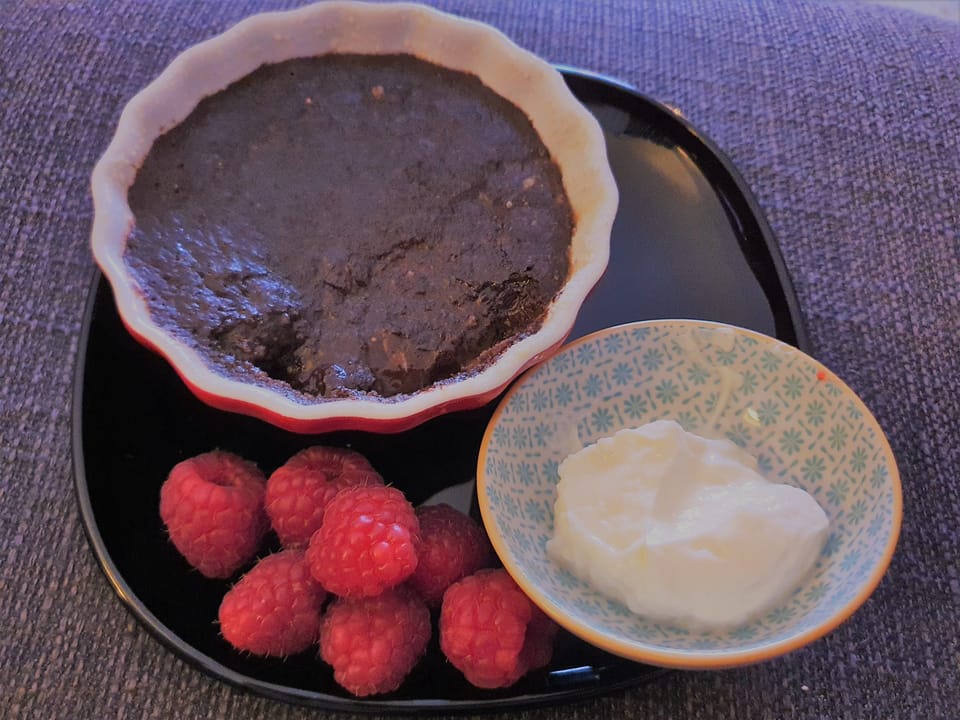 Sockerfri kladdkaka på kokos och mandelmjöl